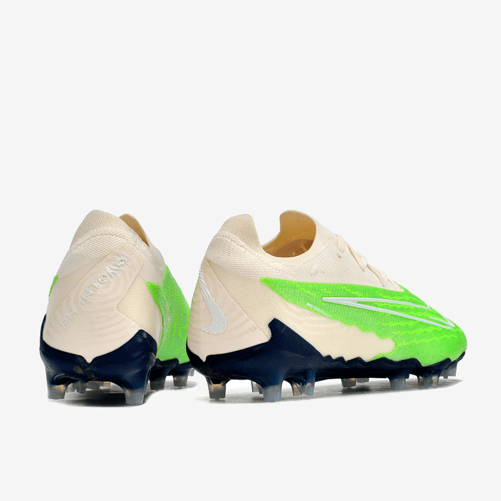 Chuteira Nike Phantom GX Elite Campo