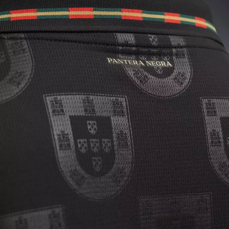 Camisa Portugal Especial Eusébio 25/26 - Torcedor Puma Masculina - Preta